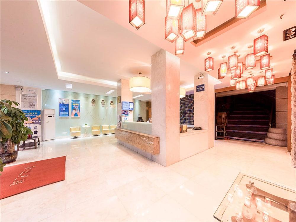 From K Huan Kai Hotel Tiyuxi Metro Station Kuangcsou Kültér fotó