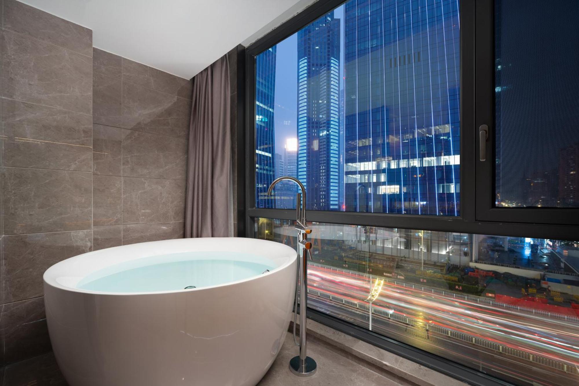 From K Huan Kai Hotel Tiyuxi Metro Station Kuangcsou Kültér fotó